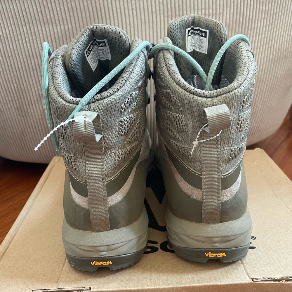 Vasque Tan and Green Boots with Durable Rubber Sole - Picture 3 of 6
